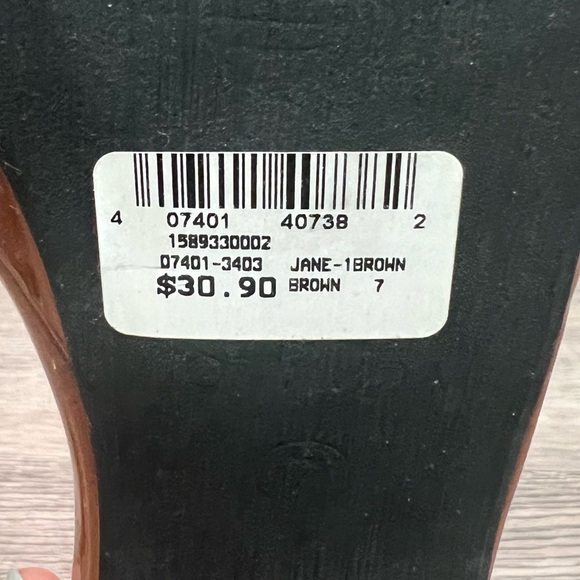 Windsor Elegant Brown Platform Heels - Picture 9 of 9